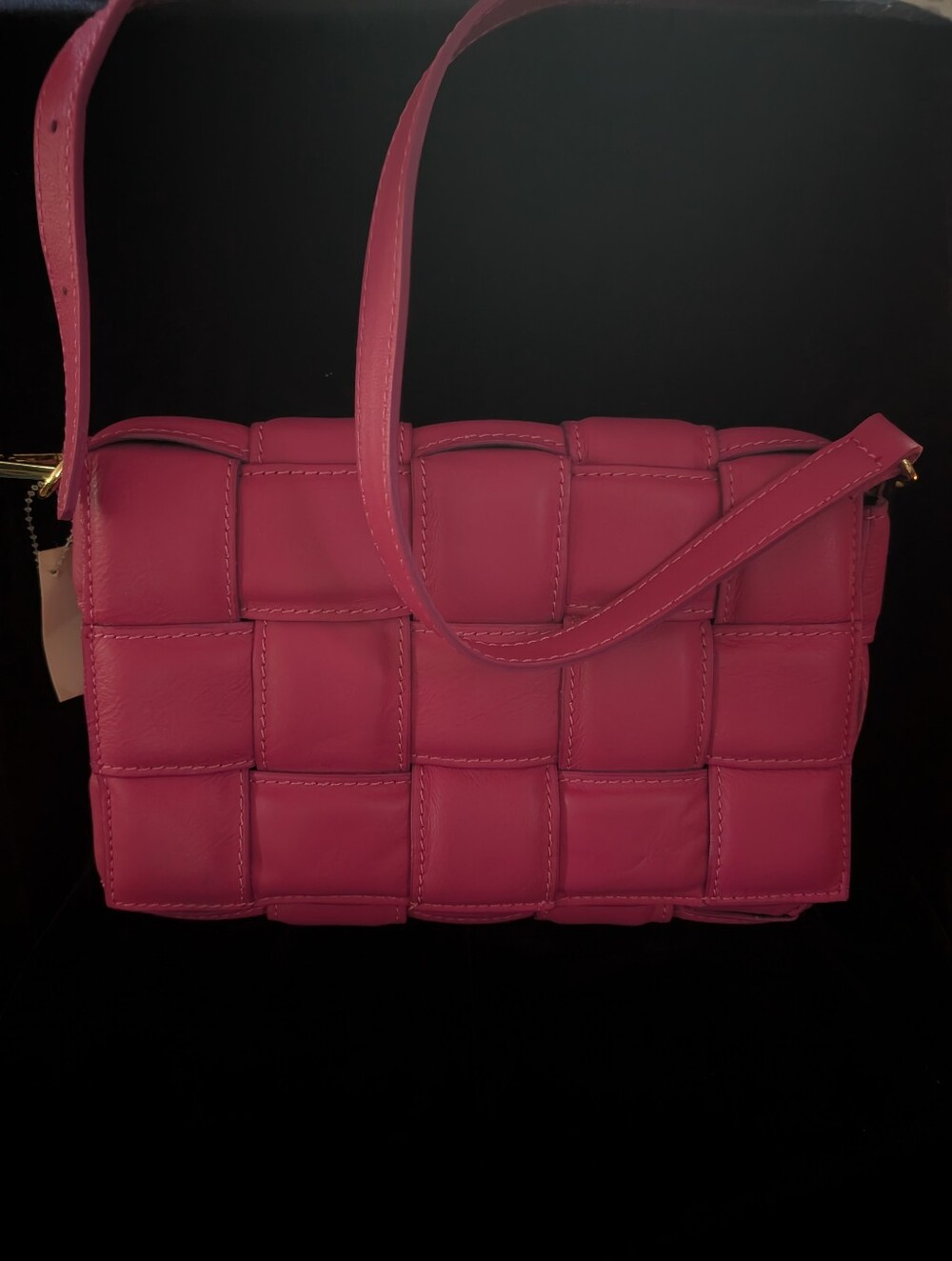 Italian Leather Woven  Shoulder Bag in Hot Pink